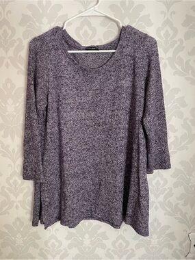 Light knit sweater, split hem, 3/4 sleeves, great for layering by PaperMoon